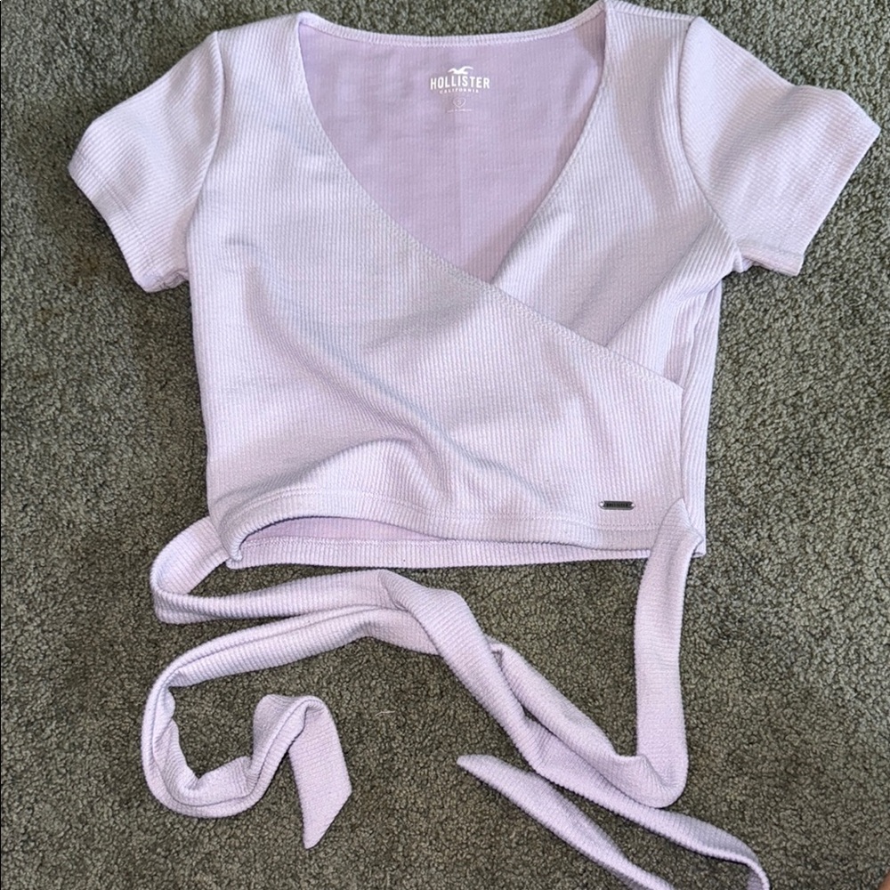 Hollister Women's Lilac Wrap Top